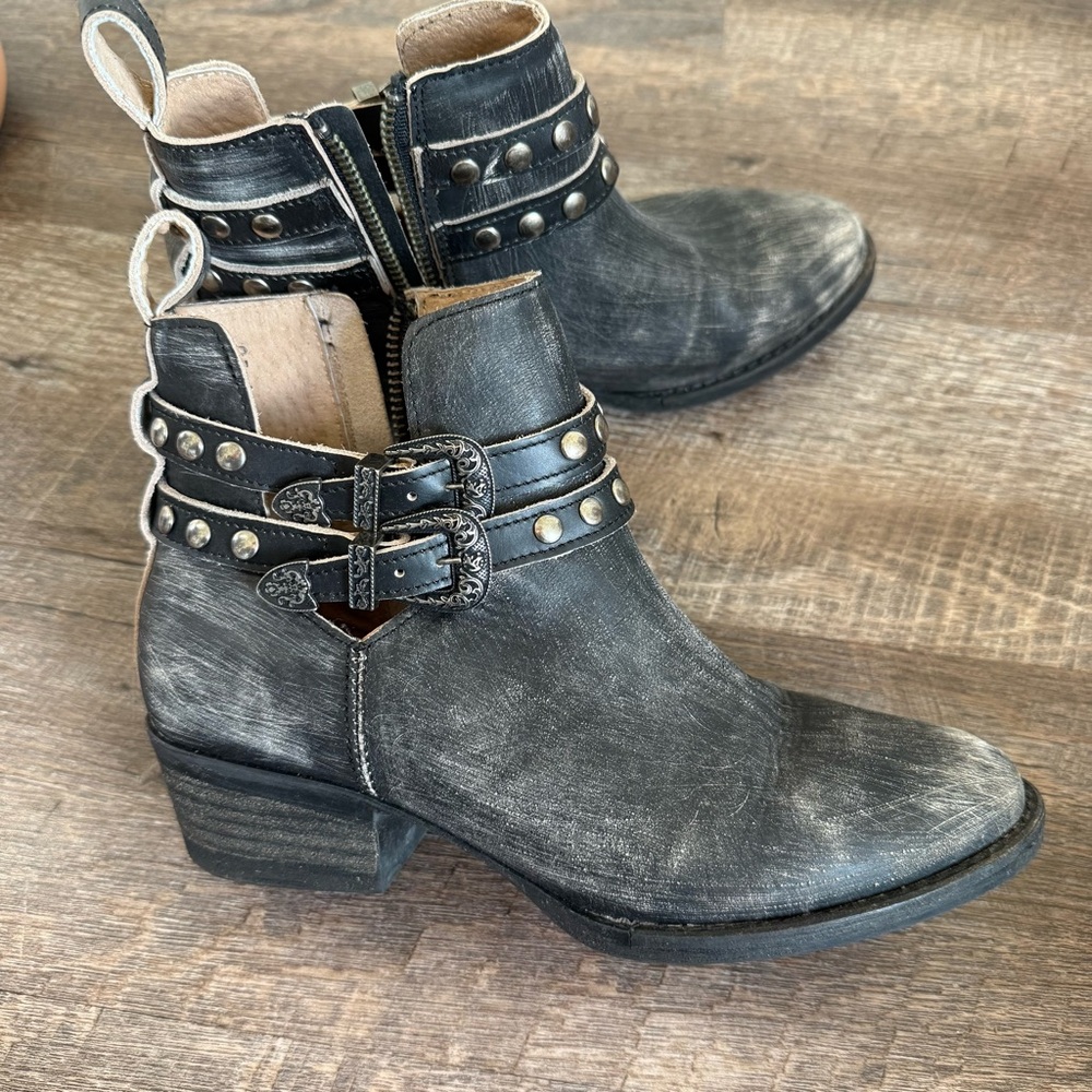 Cowboy boots